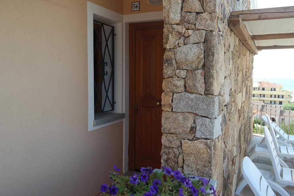 Sardinia Blu Residence Голфо Аранчи Екстериор снимка