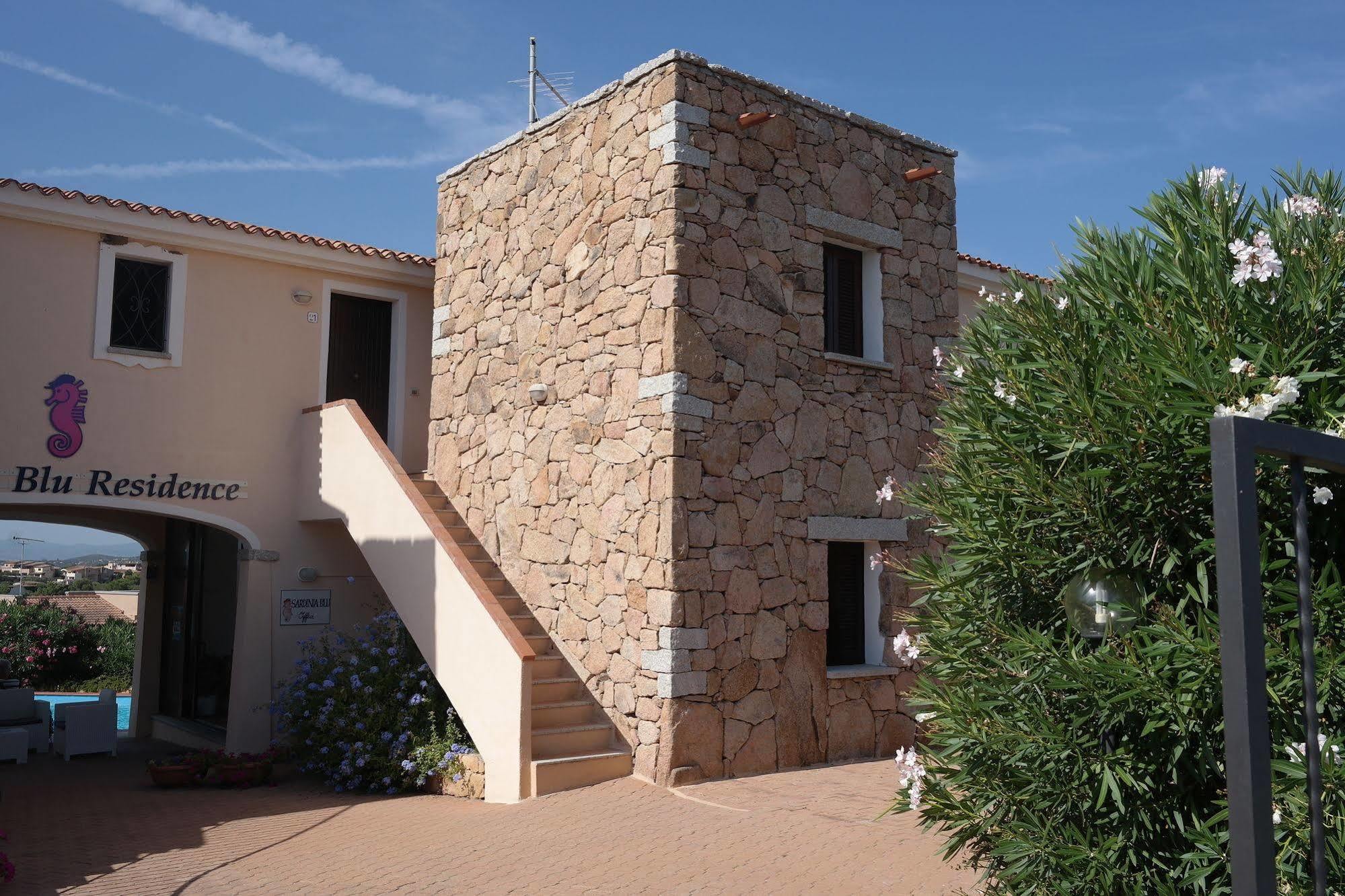 Sardinia Blu Residence Голфо Аранчи Екстериор снимка